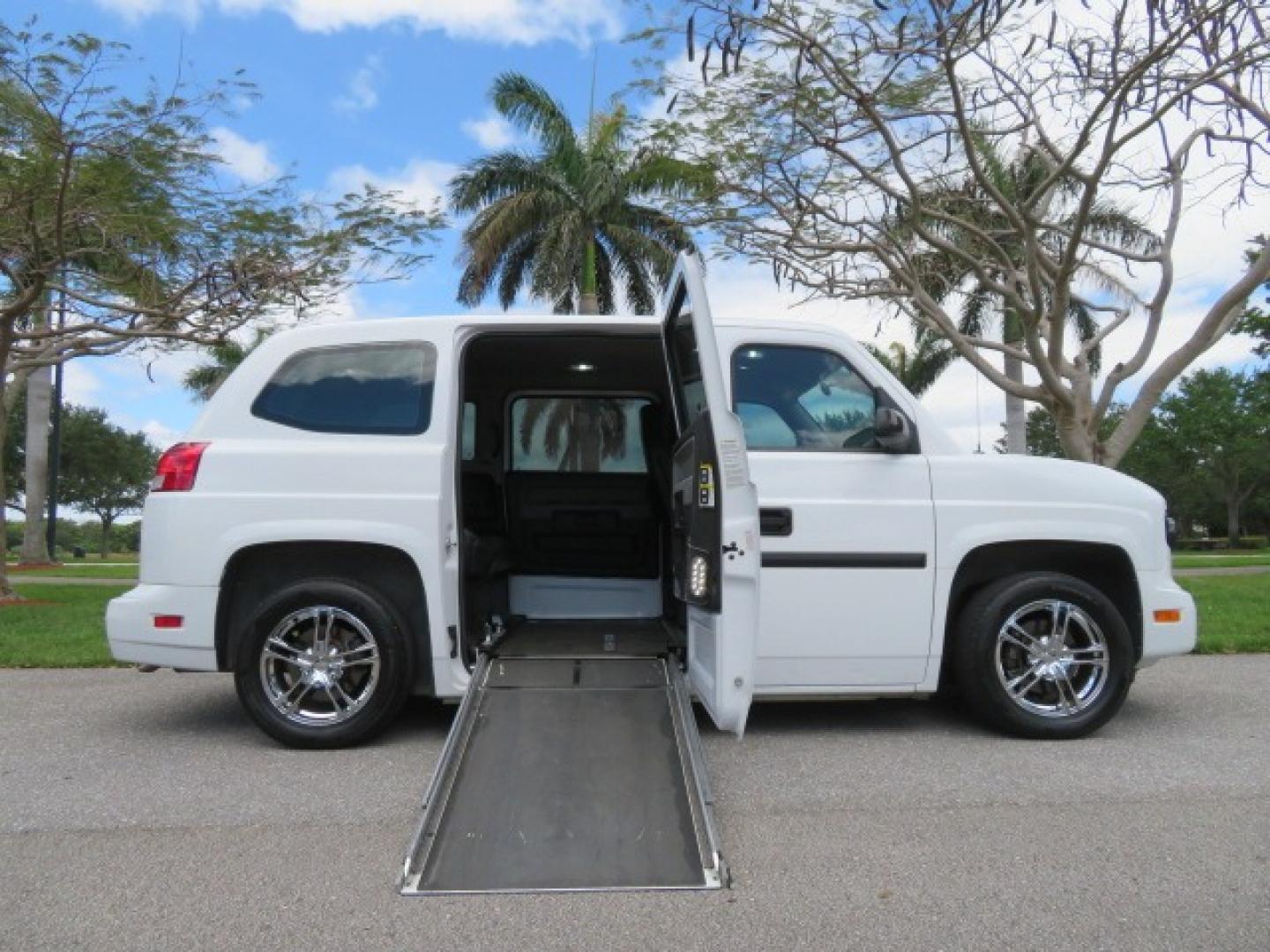 2012 White /Black with an 4.6L V8 engine, Automatic transmission, located at 4301 Oak Circle #19, Boca Raton, FL, 33431, (954) 561-2499, 26.388861, -80.084038 - You are looking at a Gorgeous 2012 Mobility Ventures MV1 Handicap Wheelchair Conversion Van with 64K Original Miles, 4.6L Ford V8, Bleack Leather Type Interior, Alloy Wheels, Power Side Entry Wheelchair Lift with Long Ramp and Short Ramp Function, Q Lock 150 EZ Lock, L-Track Tie Down System, Back Up - Photo#33